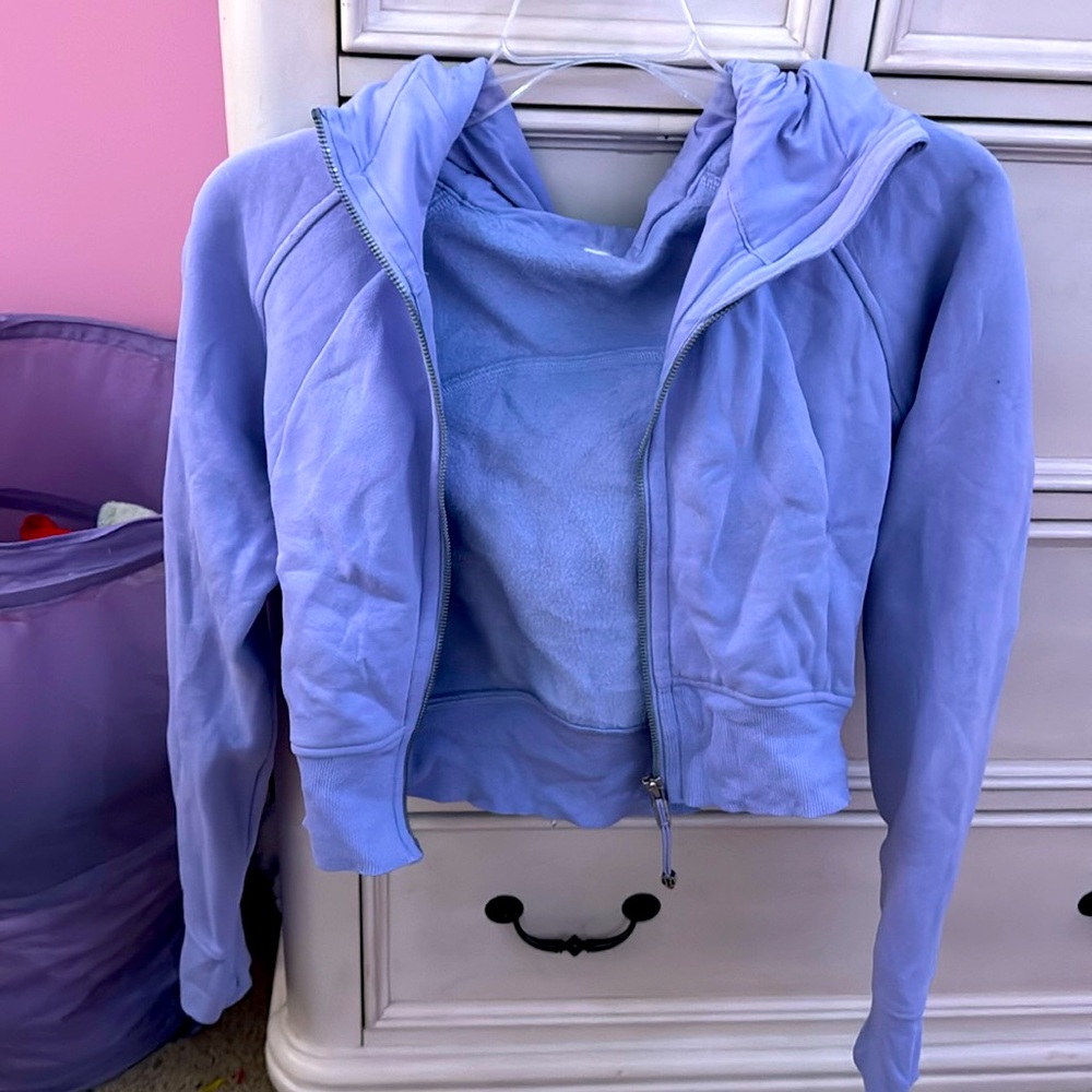 Been worn once! excellent condition